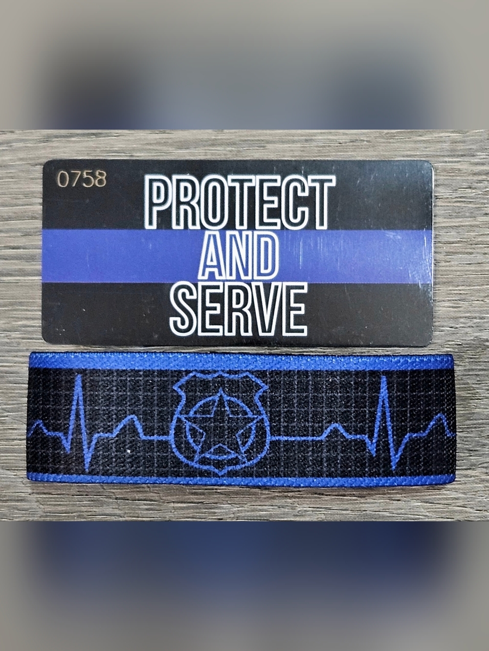 ZOX "PROTECT AND SERVE" #758 VINTAGE New Medium collectible wristband